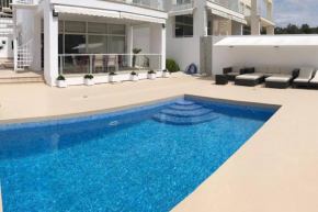 Hotel Chalet en C.Vadella - Piscina privada